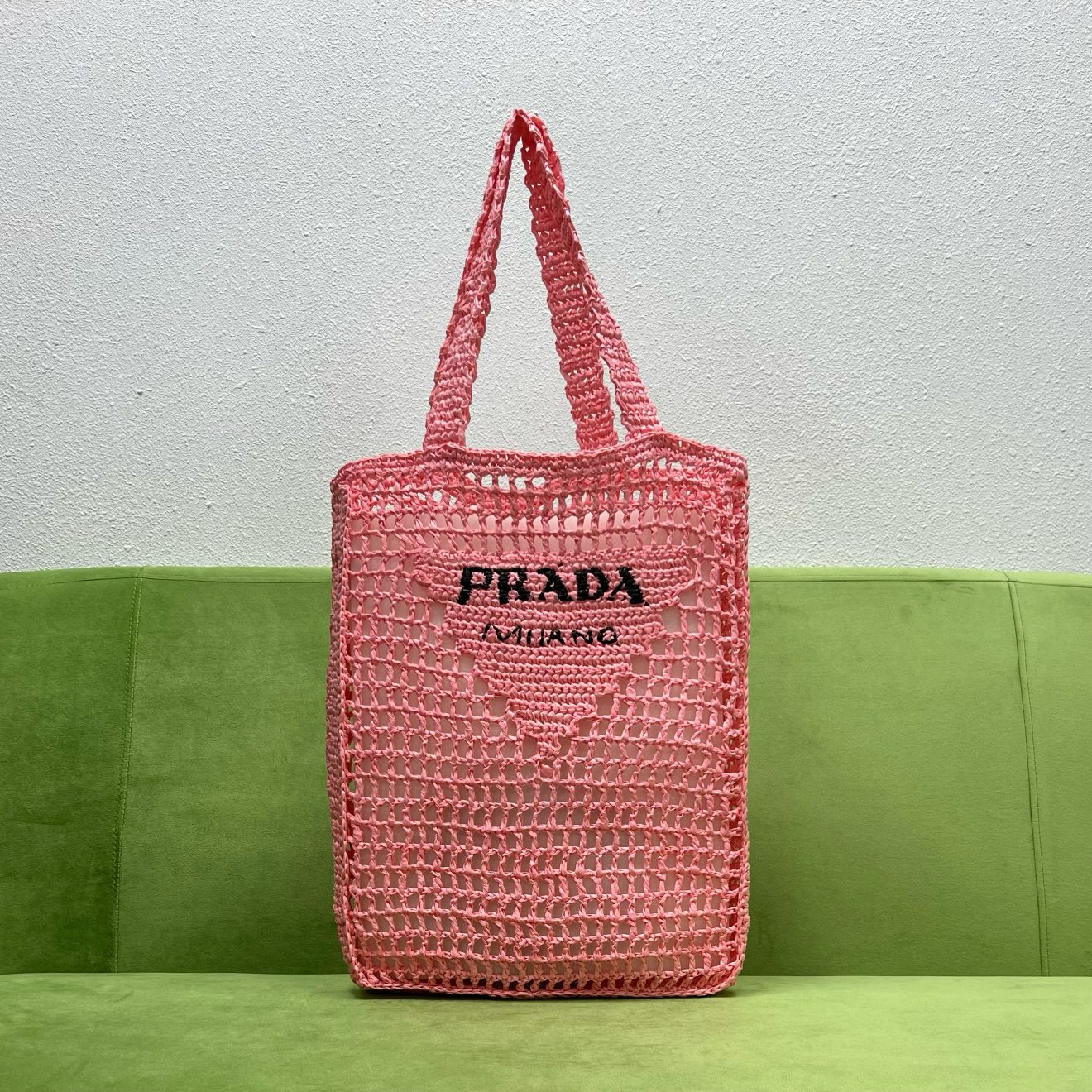 【P570】Prada包包价格 普拉达22年新款编织方形镂空包手提购物包 玫红