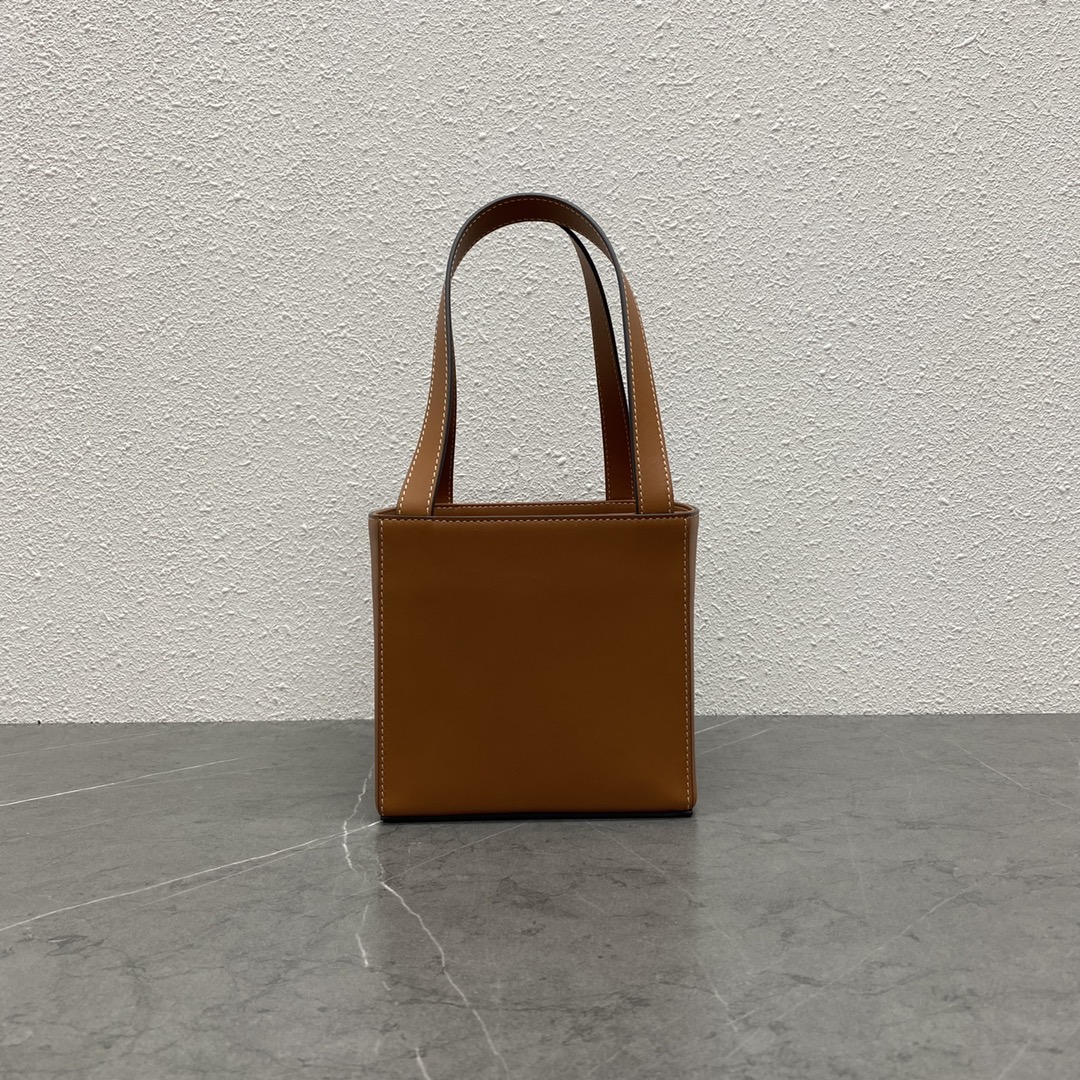 【P1170】思琳2022新款包包 Celine CuirTriomphe系列全皮立方体手提包 棕色