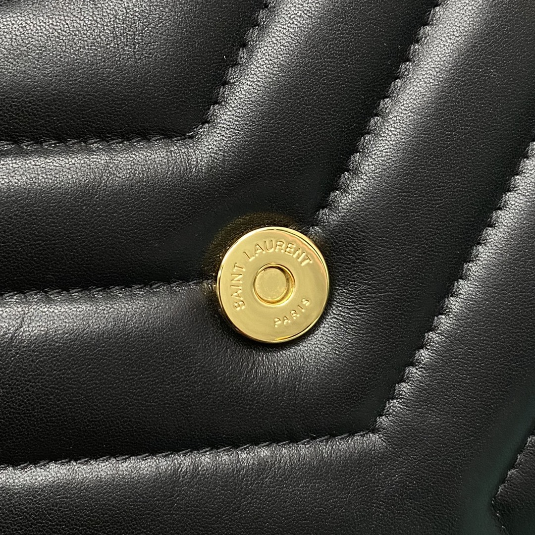 【P1470】圣罗兰包包价格 YSL 494699黑色中号LOULOU系列羊皮链条包 金扣