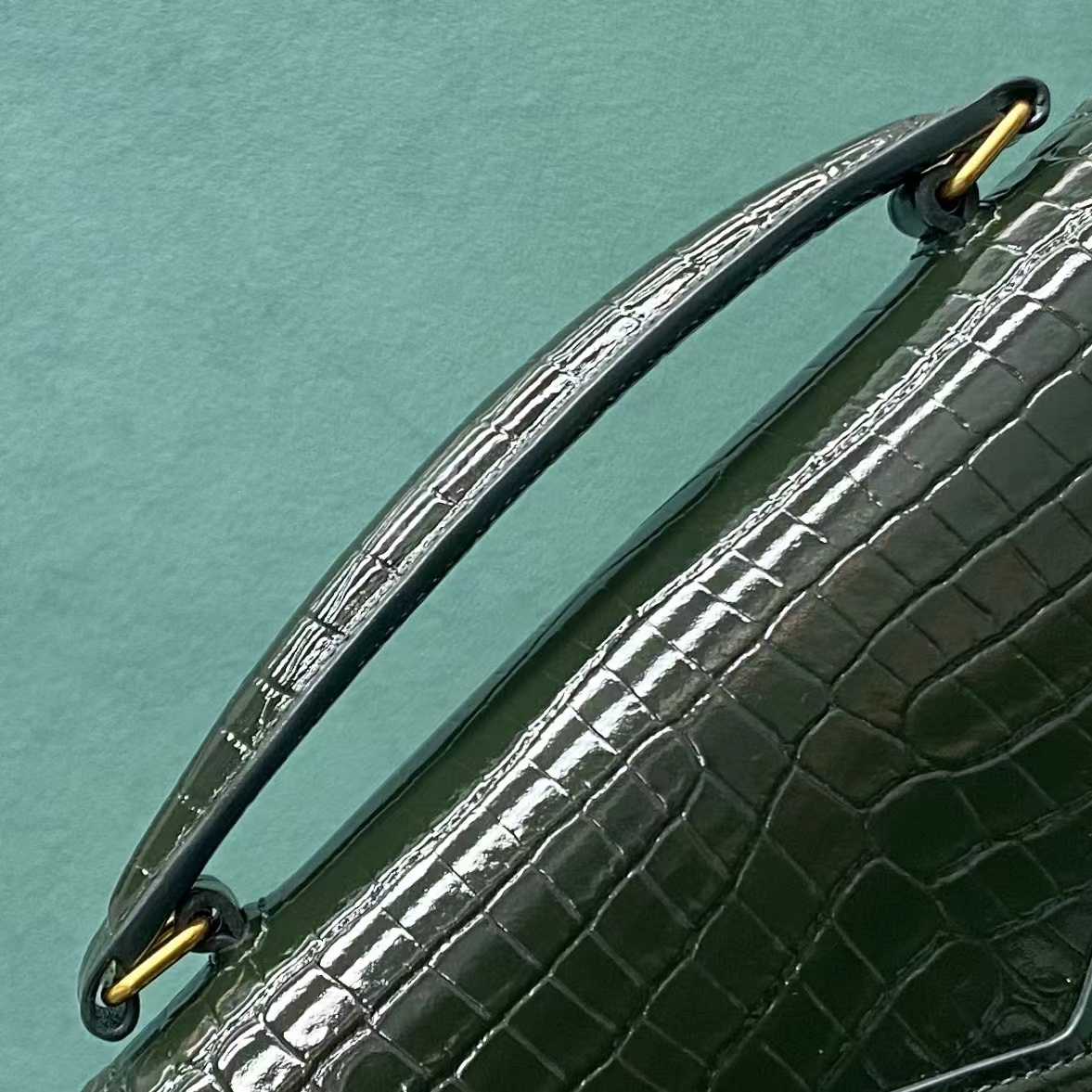 【P1580】圣罗兰女包批发 YSL CASSANDRA绿色鳄鱼纹手提包斜挎包623930