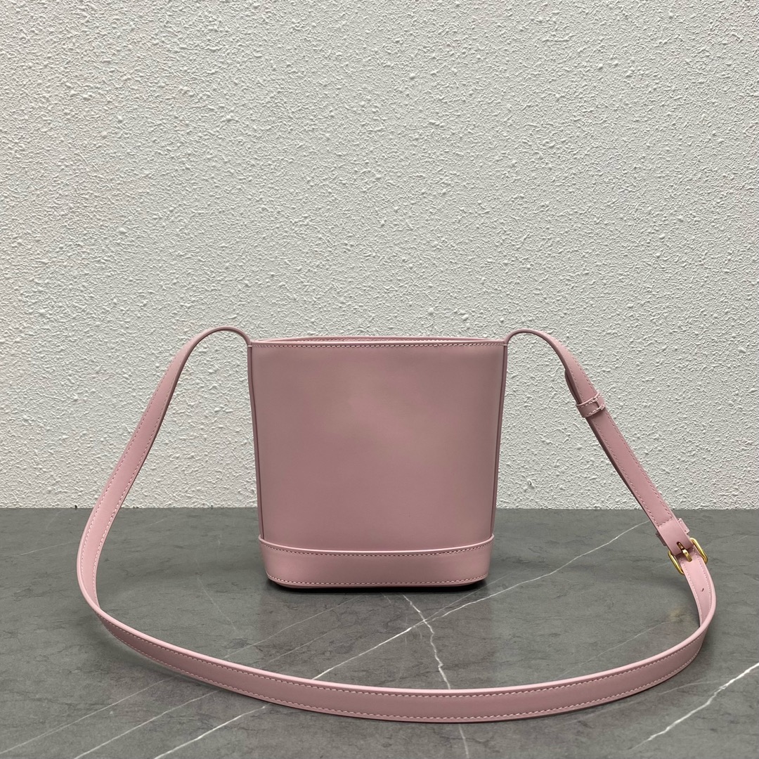 【P1130】一件代发 Celine思琳新款浮雕Logo水桶包迷你版单肩斜挎包 100433粉色