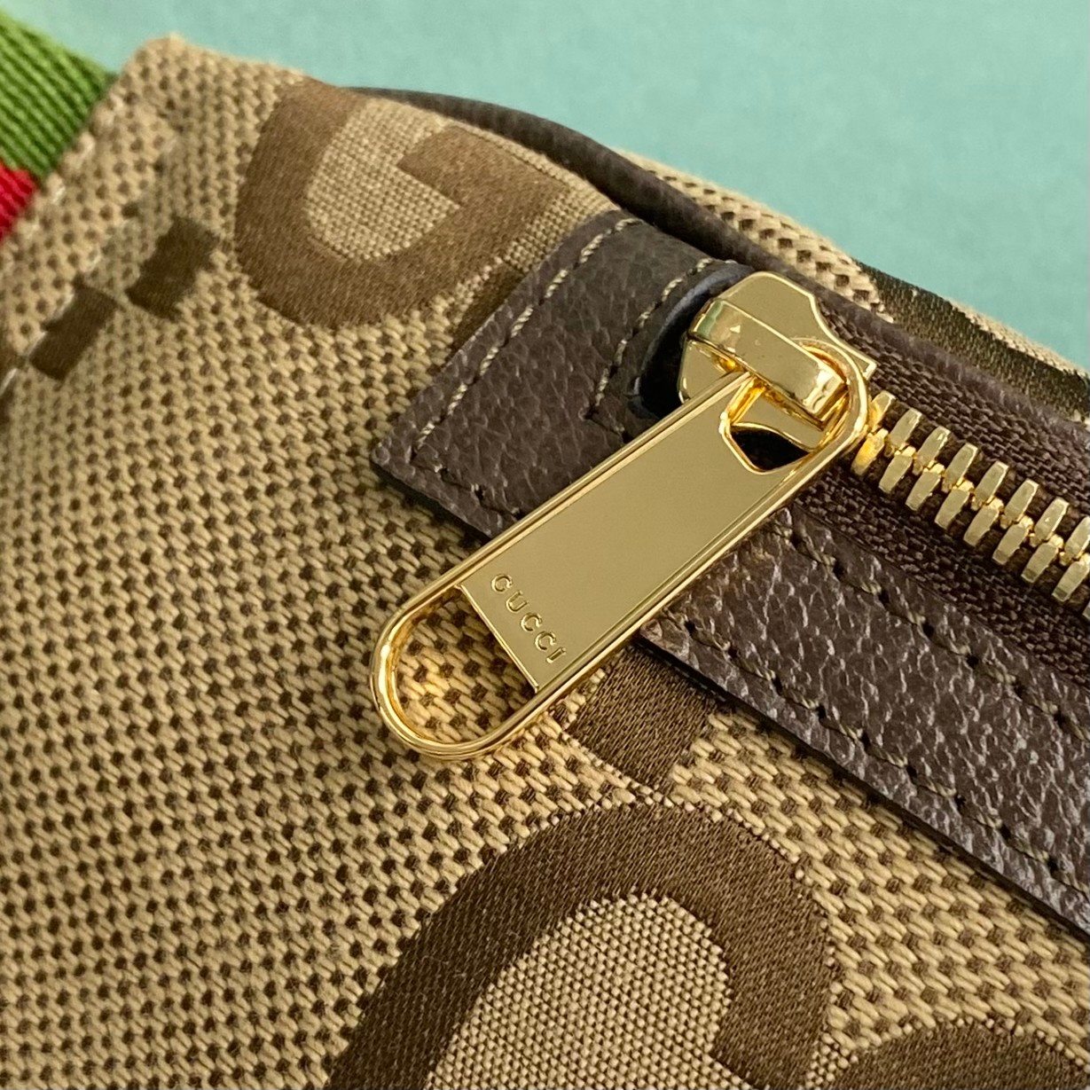 【P870】古驰新款包包 Gucci大logo设计提花布中性款腰包胸包